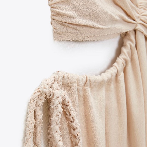 CUT OUT MAXI DRESS - Picture 2 of 8